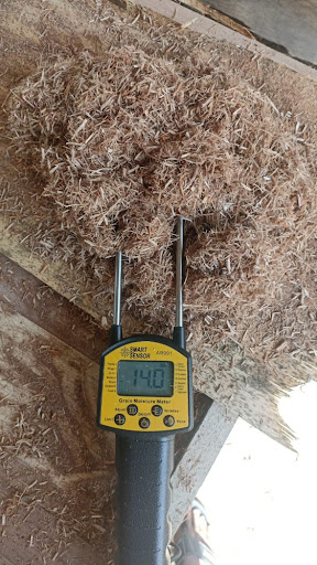 Pengujian Kadar Air Biomassa dengan Smart Sensor Moisture Meter